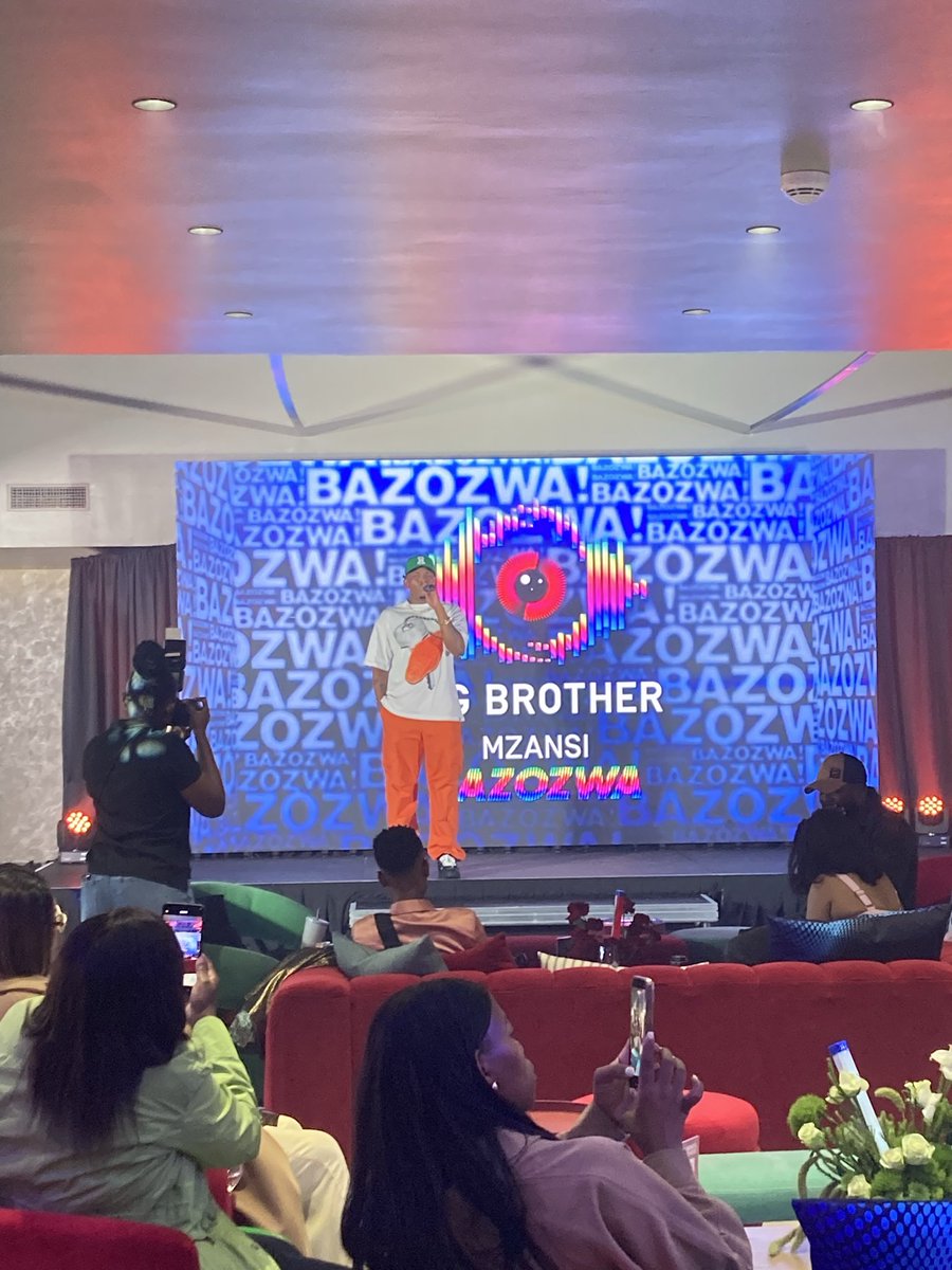 TRUELOVE Magazine tweet media