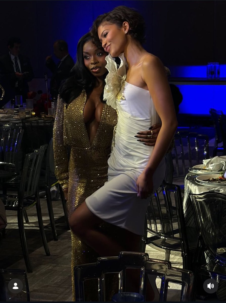 Nic + Ola Updates tweet media