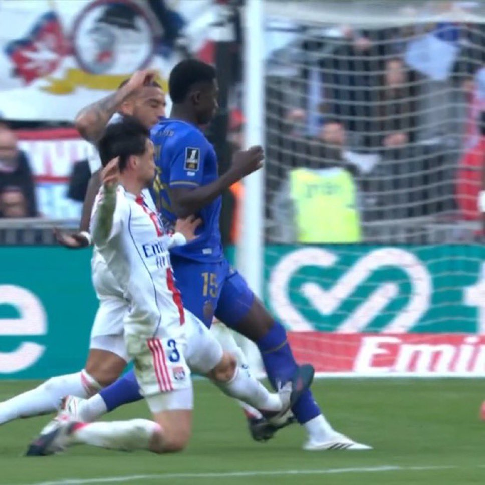 Actu Foot tweet media