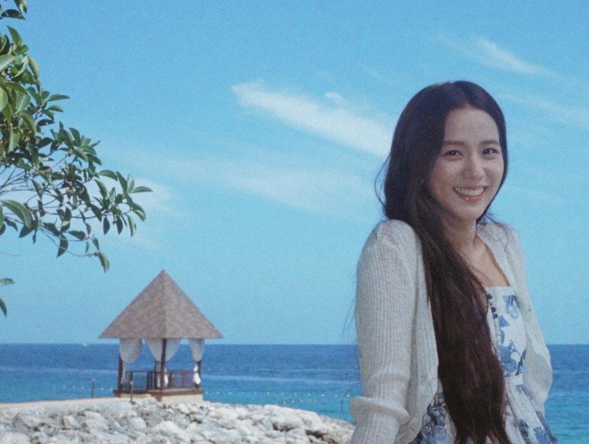 "ทุกอย่างไม่ได้ราบรื่นเสมอไป แต่ฉันก็จะทำให้ดีที่สุดเพื่อไม่ให้เสียใจทีหลังค่ะ" - จีซู