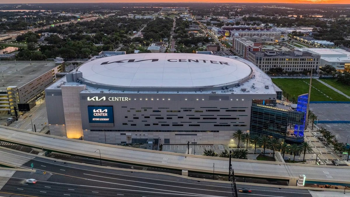 TWICE TOUR tweet media