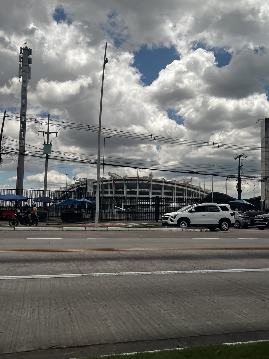 Yuri Santana tweet media