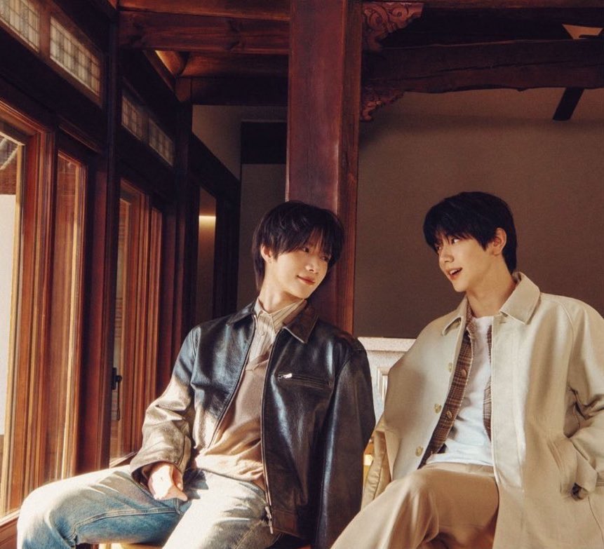 7th year: sarah ★ tweet media