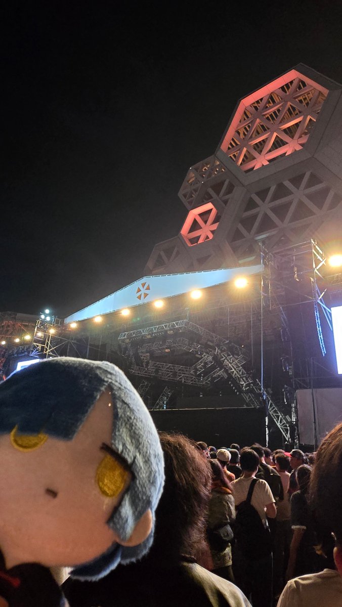 bReZE1019's tweet photo. 燃やした（足を
#大港開唱 https://t.co/EEWw8jVlIs