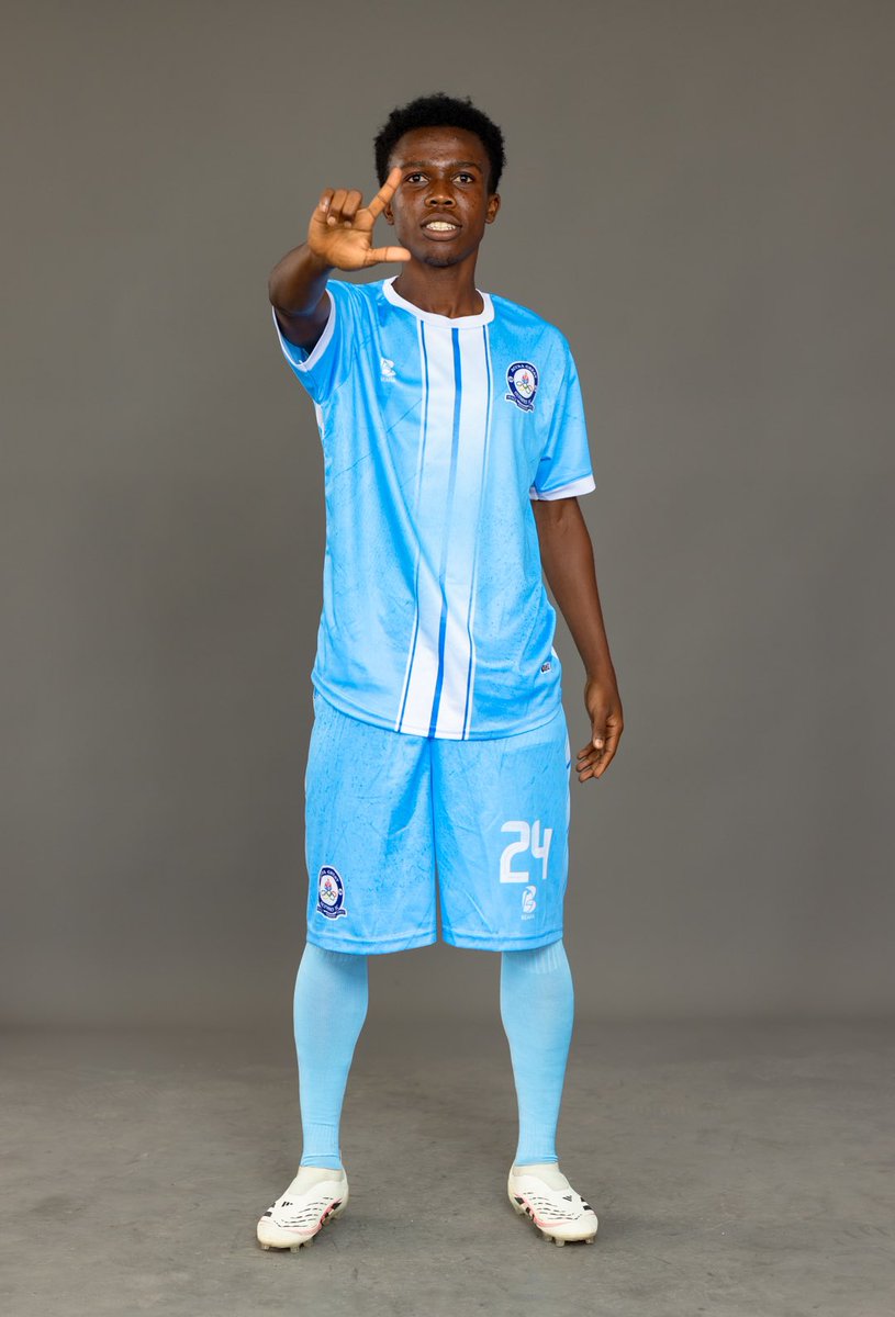 Half Time 

45’
True Demo 0:1 Great Olympics
Christian Agyei 4’mins ⚽️

#OlyDade #DadeMashie