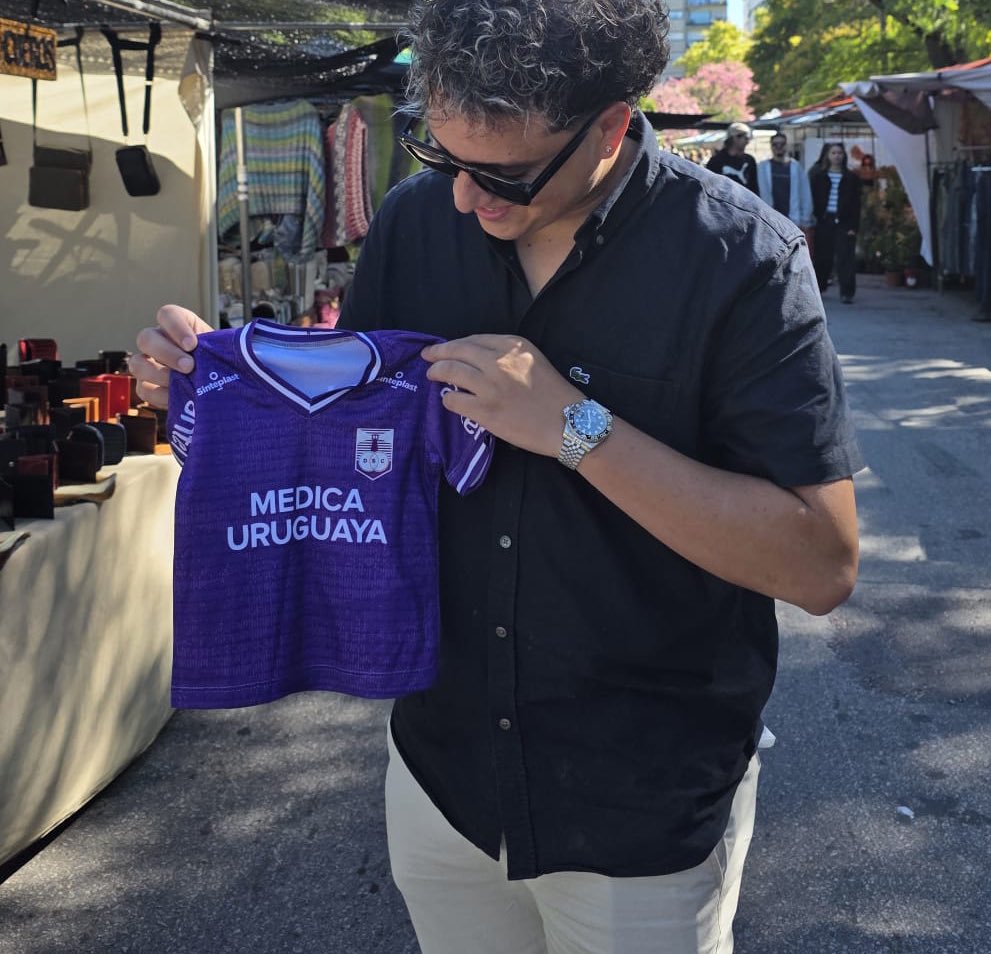 Nace el hijo de unos amigos … 
Le tengo que hacer un regalito 💜

Scouting siempre 🫡
