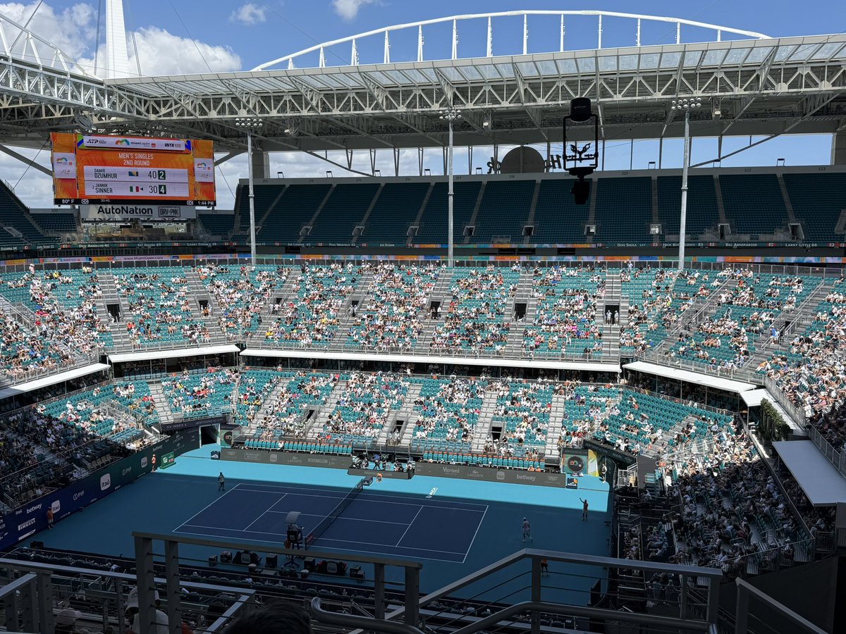 jfd722's tweet photo. #MiamiOpen https://t.co/RvhypXPCP8