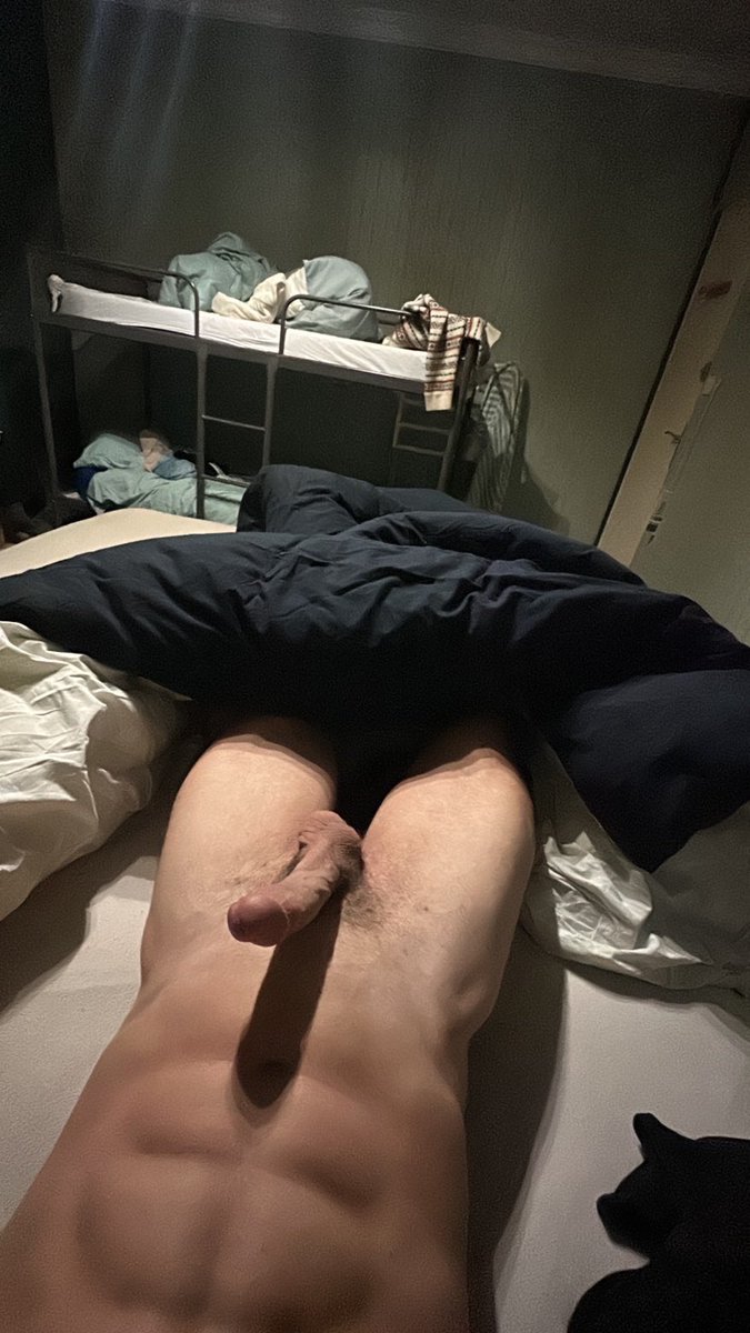 goonazul tweet media