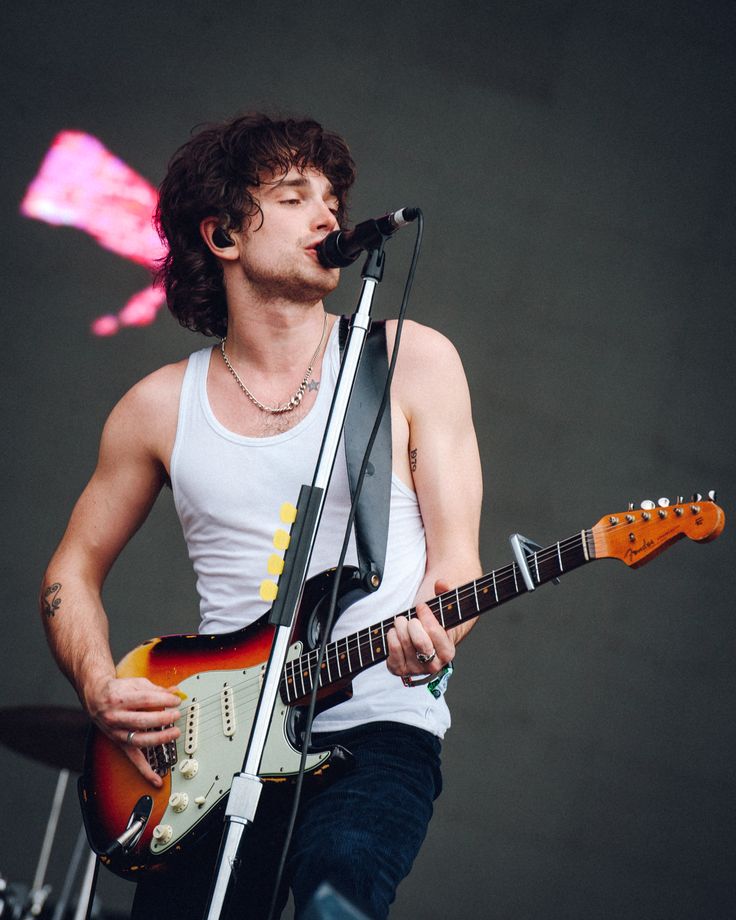 Elijah daily tweet media