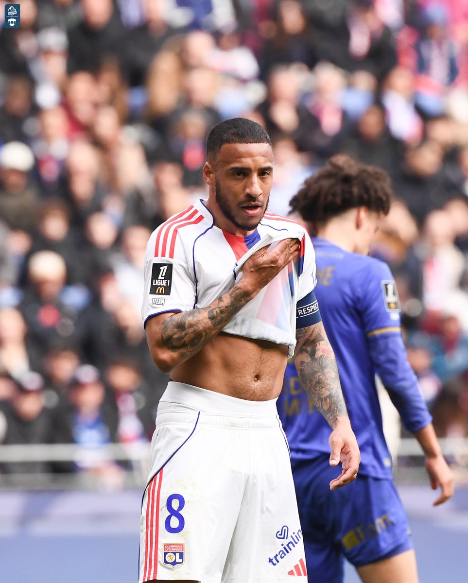 Footballogue tweet media