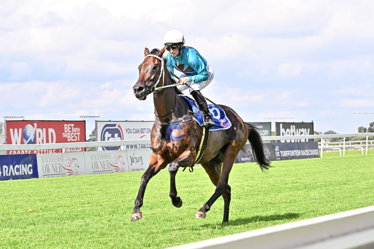 JC Photos 0833908945 tweet media