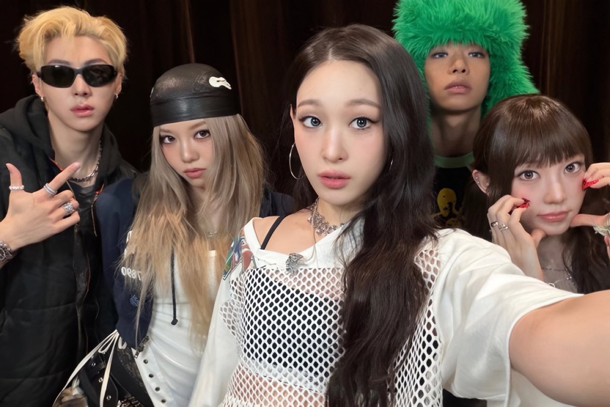 Mynnaaa12's tweet image. #ADPxComplexCon
#ALLDAYPROJECT 
LET’S GO ADP🔥