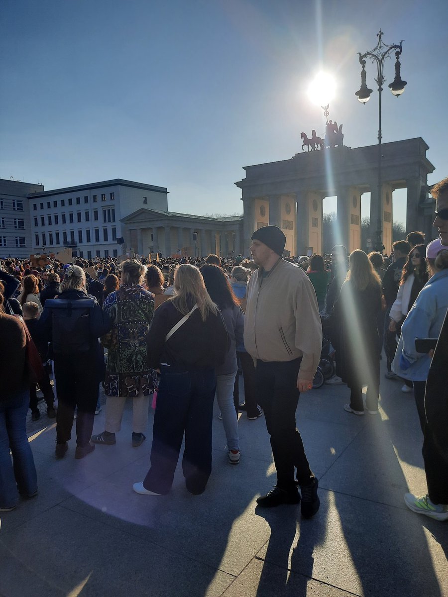 Jan Froehlich tweet media