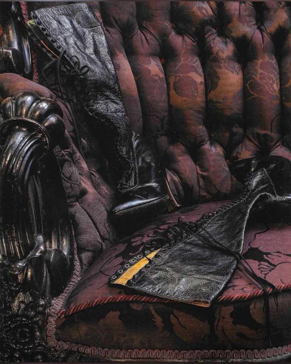 gloss. ✧ kaveh's tweet media