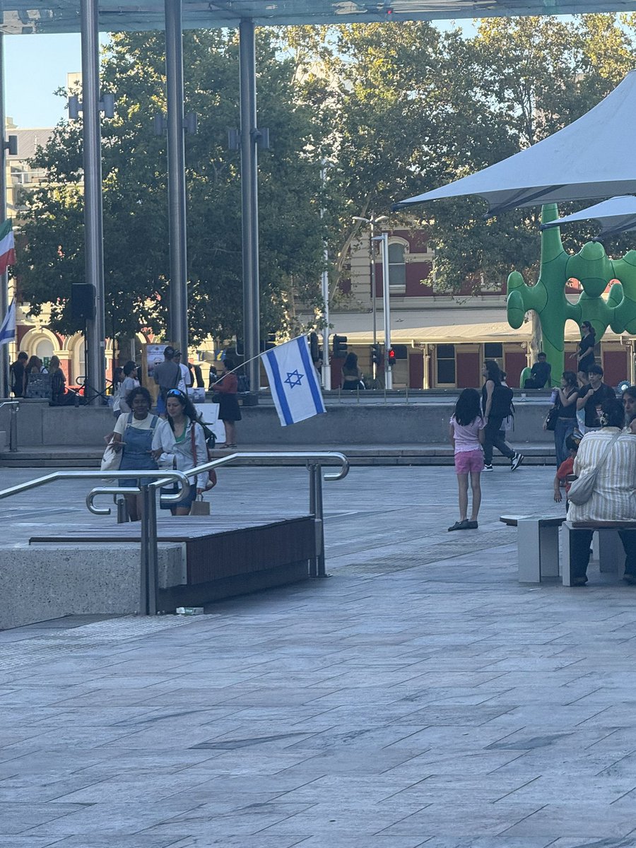 Syrian Girl tweet media