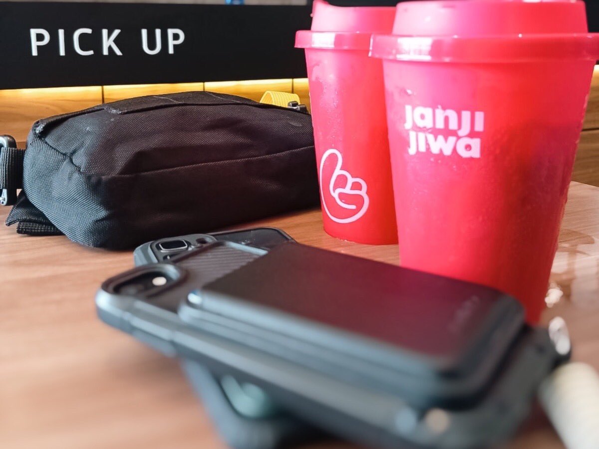 ade herry tweet media