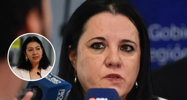 🔴Remezón en la PDI: Ministra Steinert pide salida de jefa de Inteligencia

El hijo de la jefa de la PDI estaba involucrado con el narcotráfico.  ¿Iván Flores no conocía estos antecedentes?

theclinic.cl/2025/12/23/por…