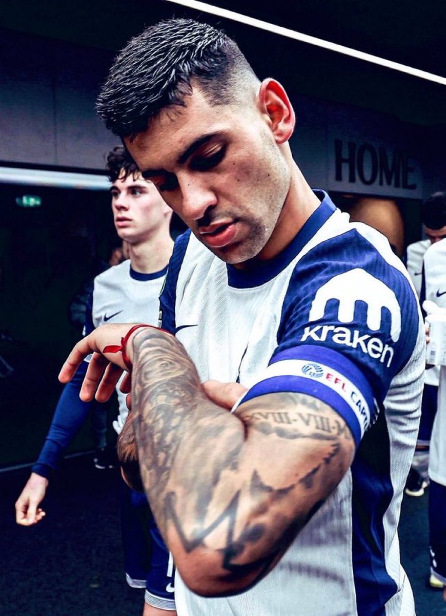 Premiertina tweet media