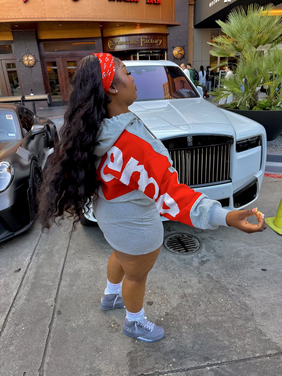_Clyambria's tweet photo. You know damn well we did that first, I just ain’t pressed to post 📈 https://t.co/x2JFXZJbul