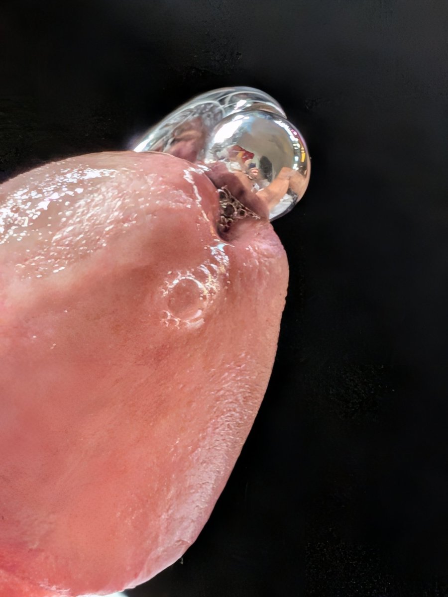 Precummer tweet media