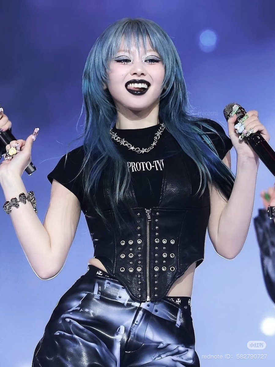 ΉYPΣBӨY tweet media