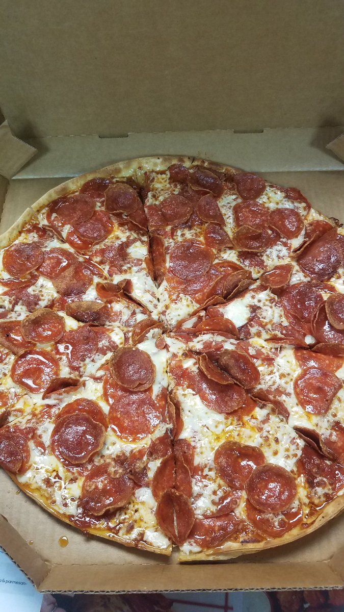 sigmapoet1914's tweet image. It is March Madness and I just got lunch from @pizzahut . #bestintheworld  Go @DukeMBB