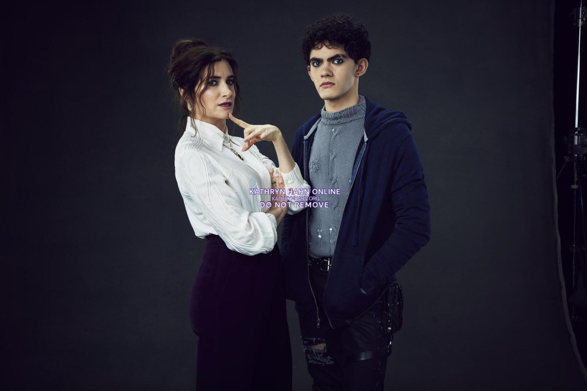 Kathryn Hahn Online | Fansite tweet media