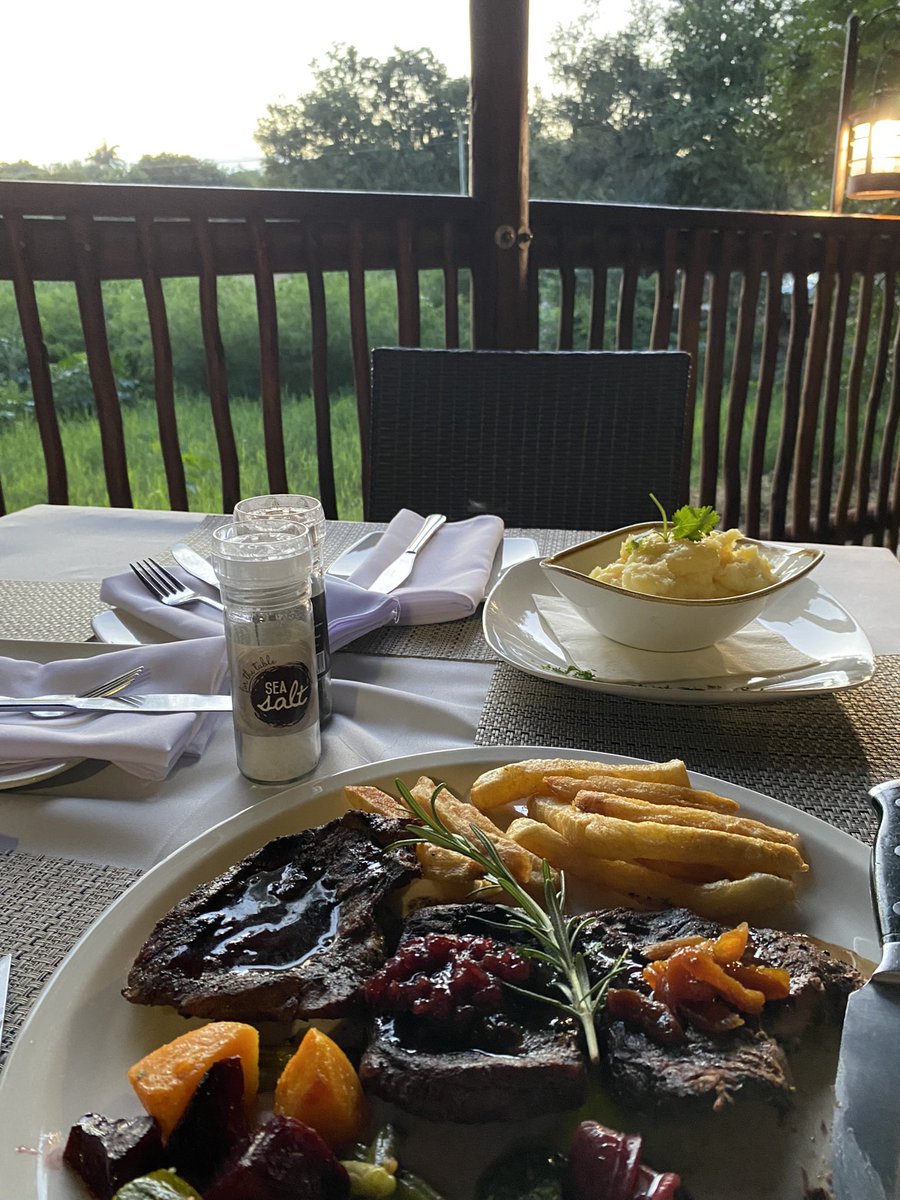 Tintswalo Sibuyii tweet media