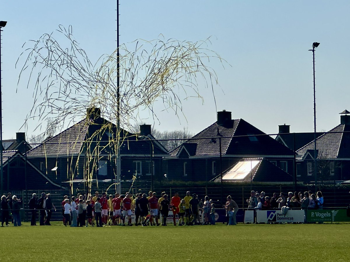 Dick Teunen tweet media