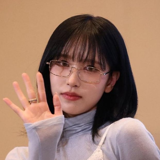 mina lover tweet media