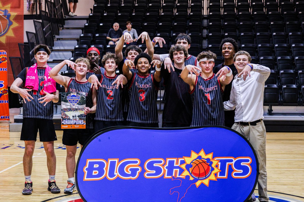 BIG SH🏀TS tweet media