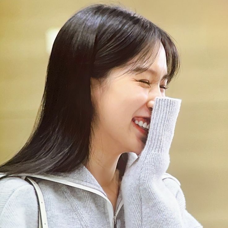 mina lover tweet media