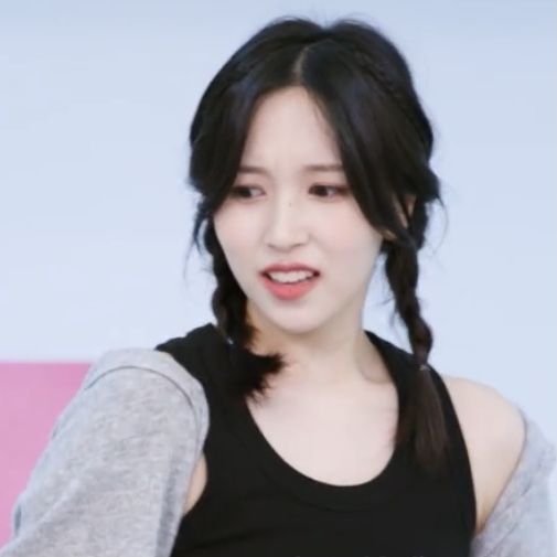 mina lover tweet media