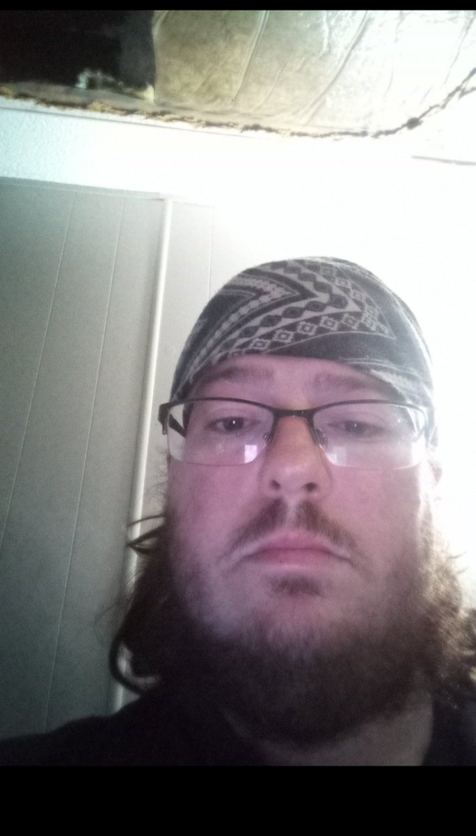 BloomingHell tweet media