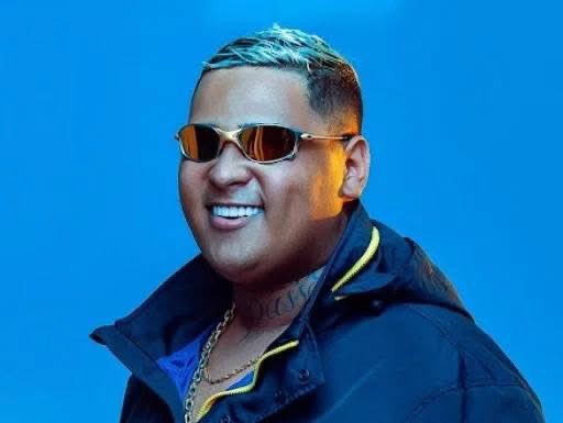 ✞Vηєησ tweet media