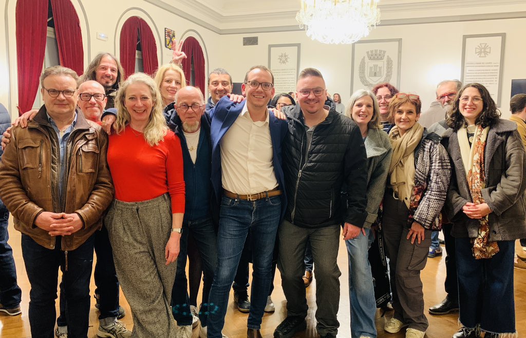 YRUTILI's tweet photo. 🙏 Merci aux 1 640 Thionvilloises et Thionvillois !

Abstention en hausse : personne ne peut s’en satisfaire.
Félicitations au maire réélu, mais son projet reste minoritaire.

Nos 3 élus et @Acthifs seront au rendez-vous.
La suite commence. 🌱

#Thionville #Acthifs https://t.co/r3lH9Yf9Xx