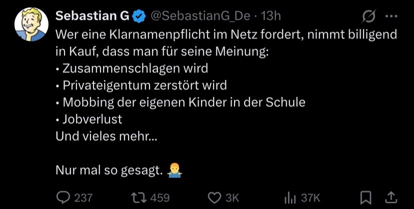 Es ist und bleibt ein öffentlicher Raum, wer sich gesellschaftskonform verhält muss sich um keines dieser Punkte Sorgen machen, außer:

- Man ist sich bewusst, dass man sich im Strafgesetzbuch bewegt.
- Oder man nennt sich Sebastian G und nutzt so ein Profilbild.