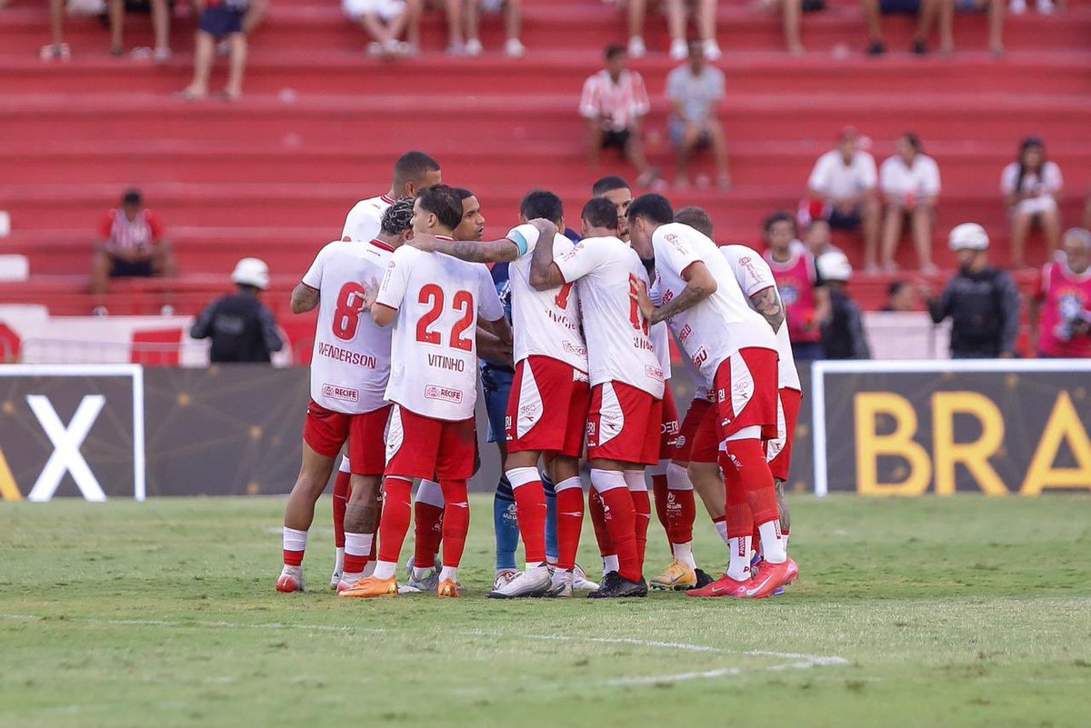 Náutico tweet media