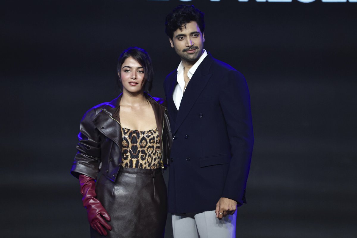 suyashpachauri's tweet photo. "Dacoit"
A gritty tale of rebellion, crime, and survival.
#PrimeVideo #OTTSlate #IndianContent #Dacoit #SuyashPachauri https://t.co/k804BdSfo8