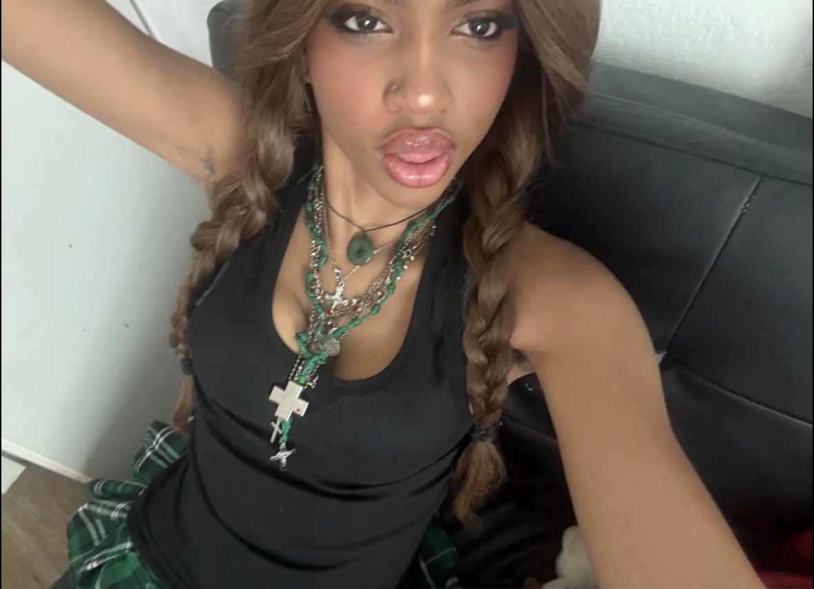 tess🍀 tweet media