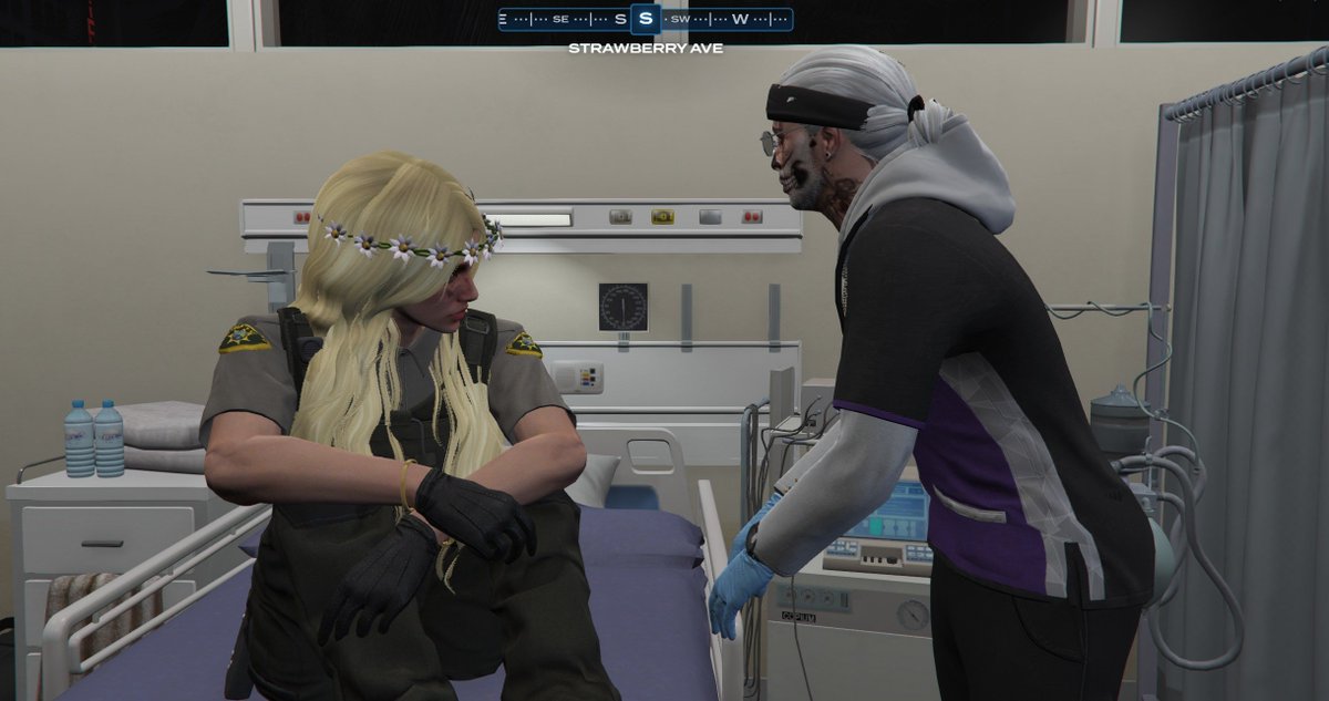 One Smol Bumble tweet media