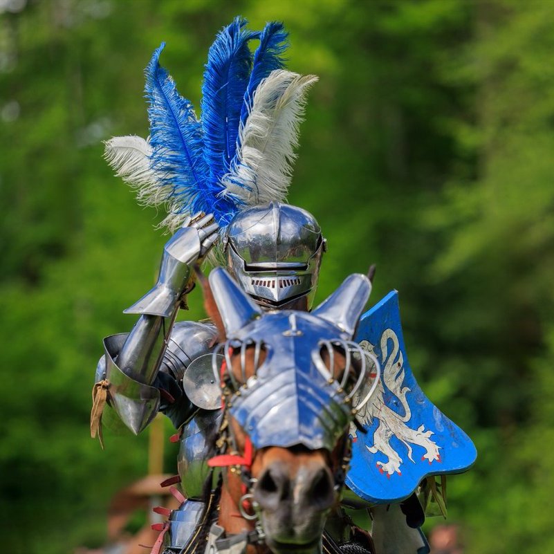 PANTALON ROUGE tweet media