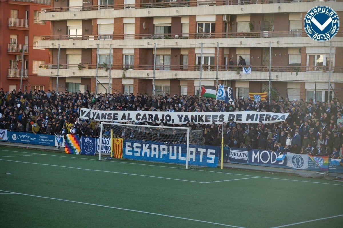 Antifa_Ultras tweet media