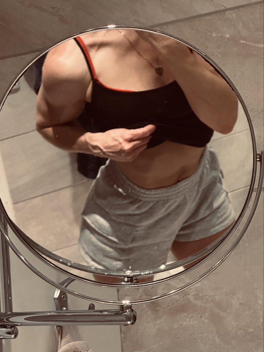 Viper Max 🔥 PAIN•PLAY•PUNISH 🎭🃏🔮 tweet media