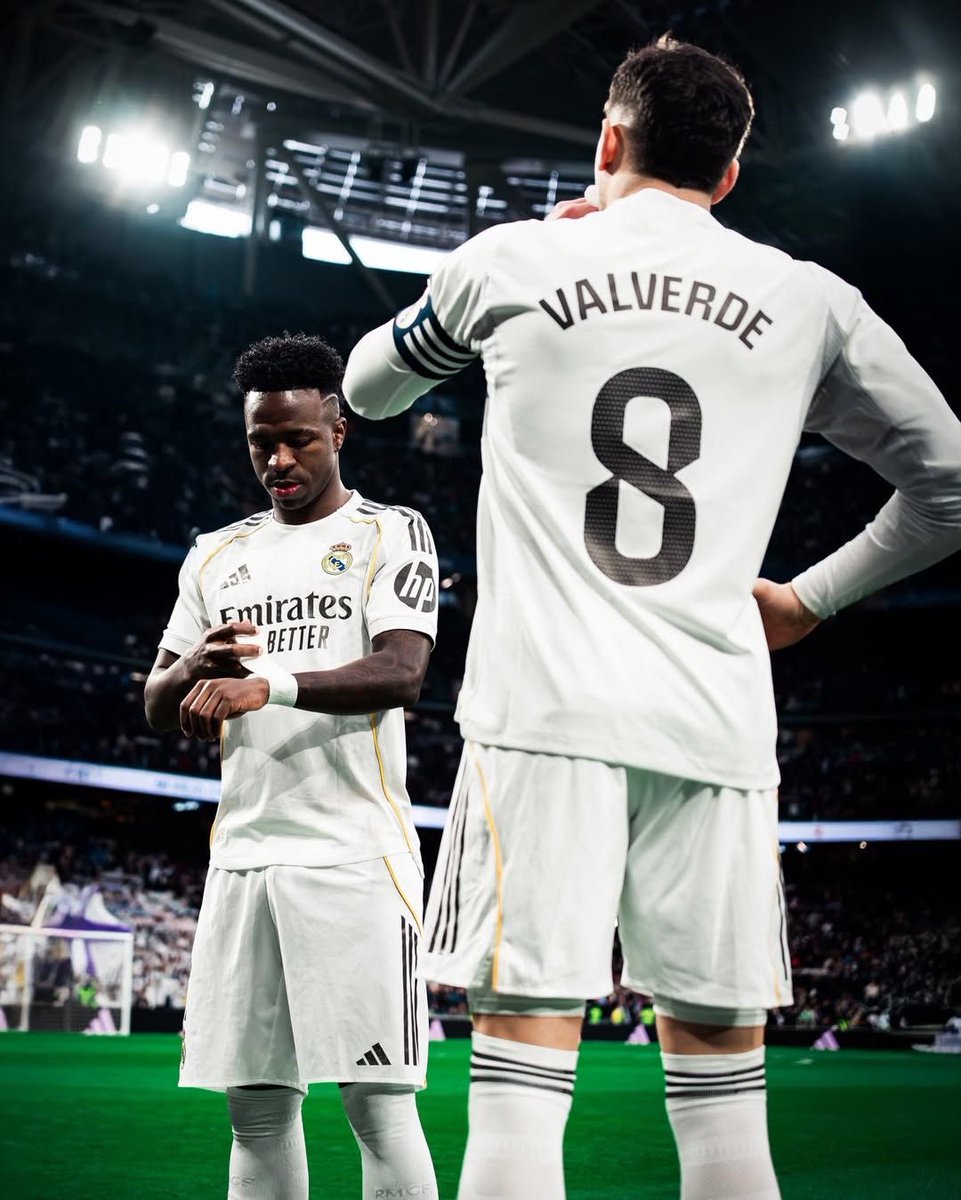 2 frères. 
2 traîtres. 
2 LÉGENDES. 

Merci pour tout Vinicius et Valverde.