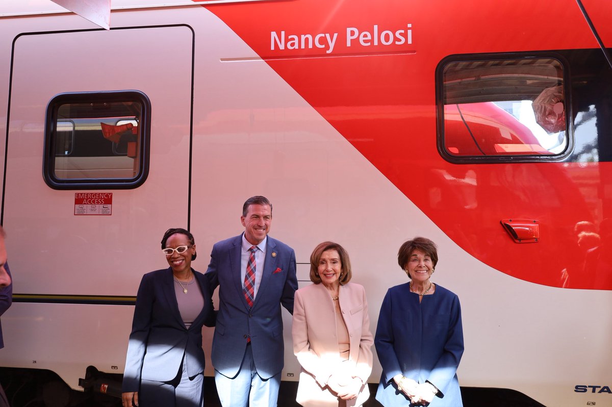 Nancy Pelosi tweet media