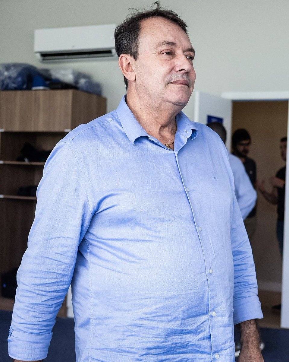 Essa é a gestão de Pedro Lourenço pelo Cruzeiro até agora, desde junho de 2024:

- Promessas de brigar por todos os títulos TODOS OS ANOS

- Investimento de mais de 600 milhões de reais em reforços 

- Carta branca pro maior PILANTRA que passou no clube nos últimos tempos 

-