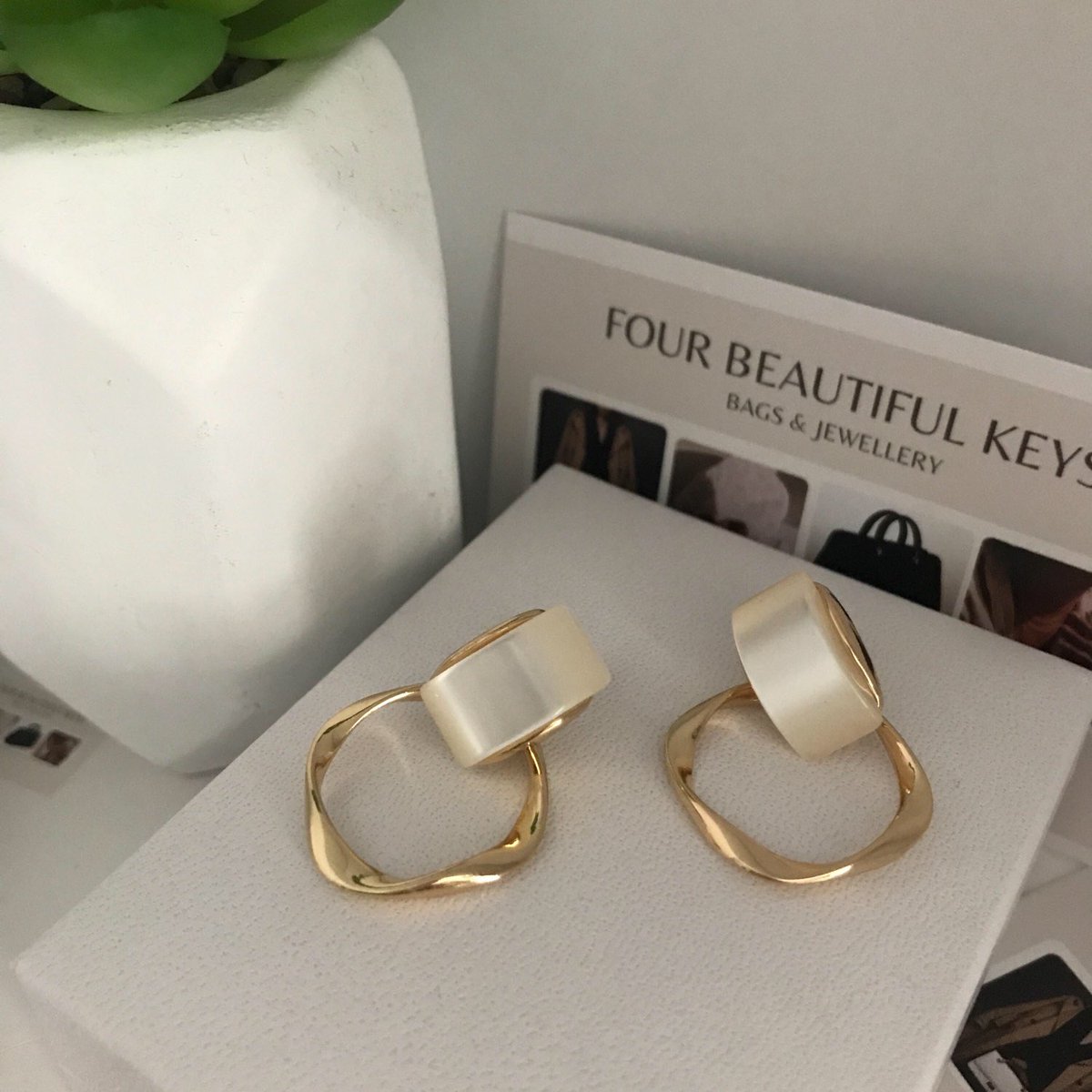 Four Beautiful Keys tweet media