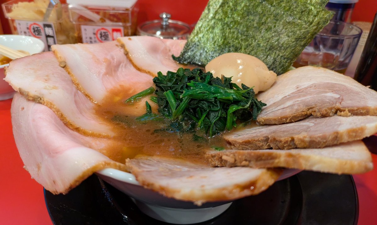ラーメン部長🍜髙橋です😃 tweet media