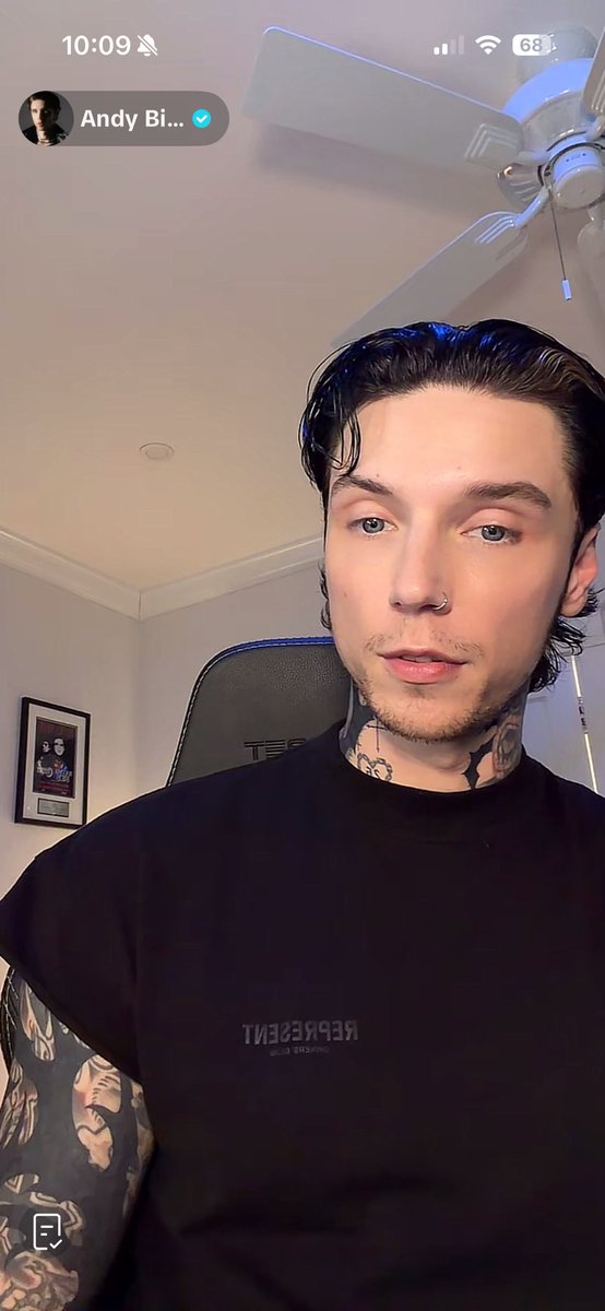 Wretched & Divine since 1997 ✨🖤 tweet media